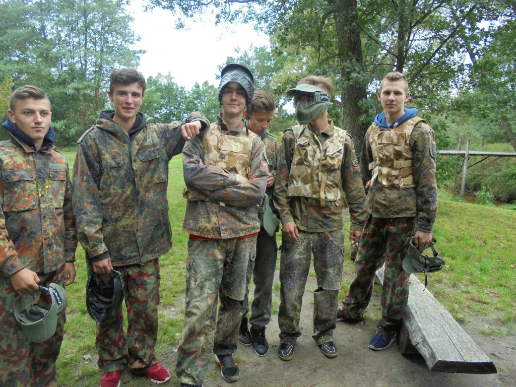 I TUF i II TI na ognisku i paintballu